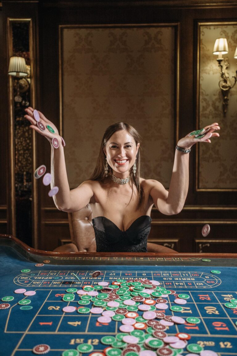 Online Baccarat: A Game for Winners