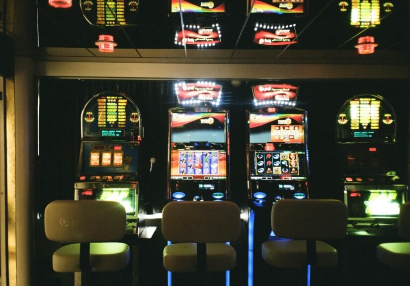 Explore Creative Features and Themes With Slot Demo Play