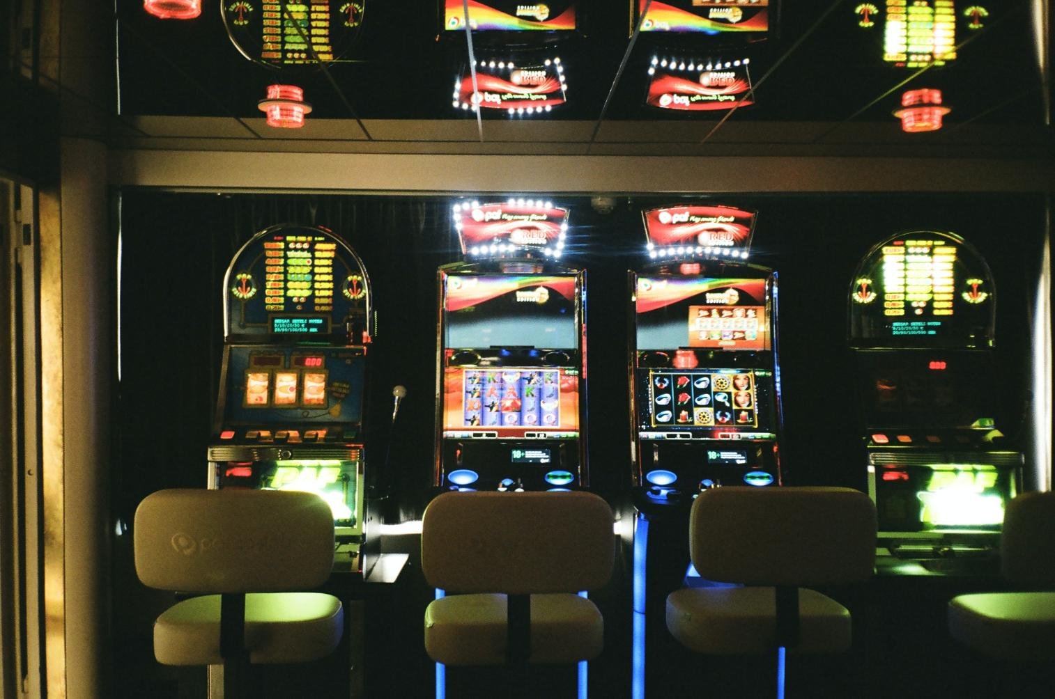 Explore Creative Features and Themes With Slot Demo Play